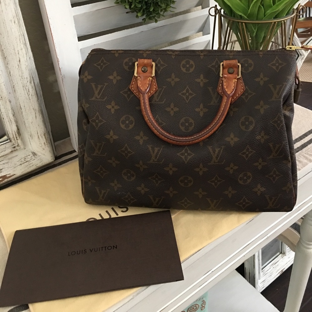 Louis Vuitton Monogram Speedy 30